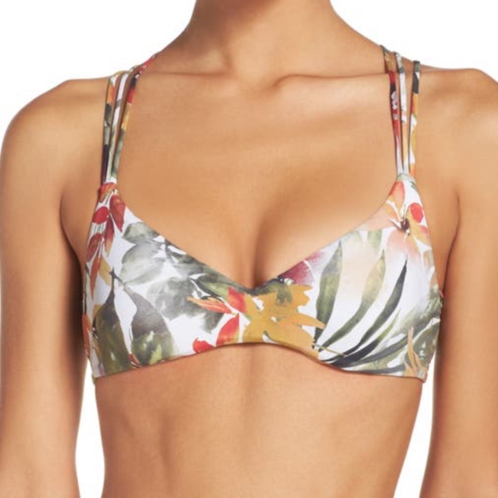 Boys are Arrows size Med swim top. Floral print.